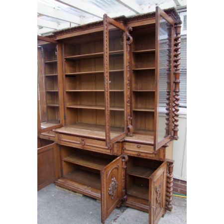 Großes Bücherregal aus goldener Eiche aus dem 19. Jahrhundert mit Sekretär