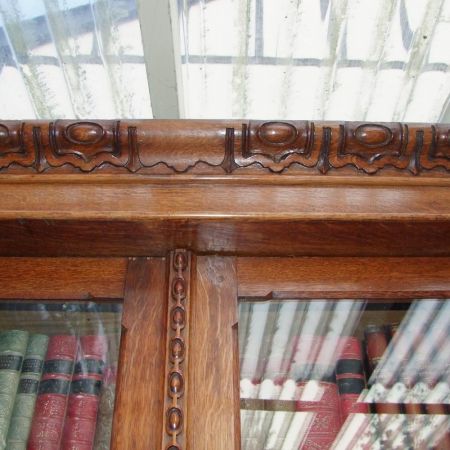 Großes Bücherregal aus goldener Eiche aus dem 19. Jahrhundert mit Sekretär