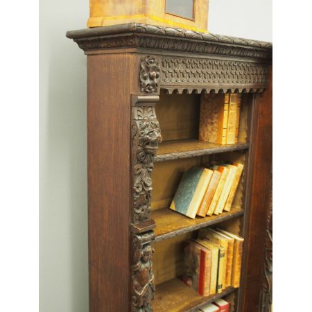 Flämisch geschnitztes offenes Bücherregal aus Eichenholz