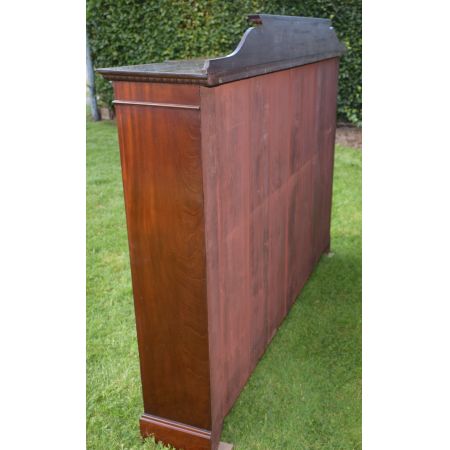 Antikes Bücherregal aus massivem Mahagoni