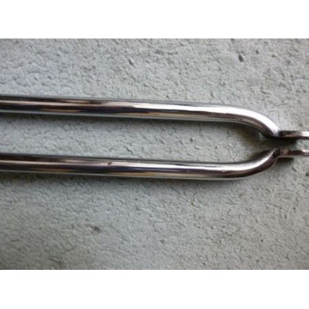 Set aus Stahl- und Messingfeuereisen