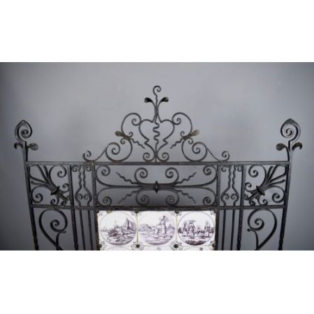 Schmiedeeisener Feuerschutz