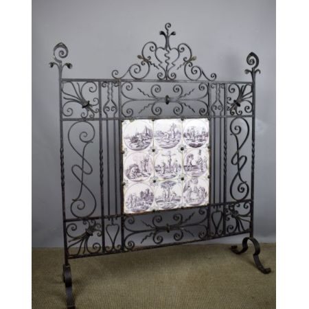 Schmiedeeisener Feuerschutz