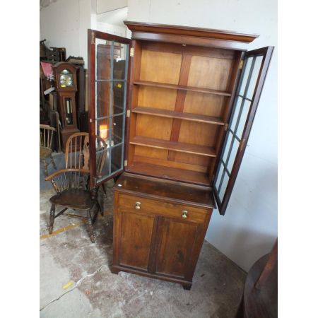 Edwardianisches Bücherregal