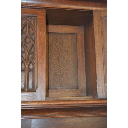 Feuerschutz mit Platten im gotischen Stil