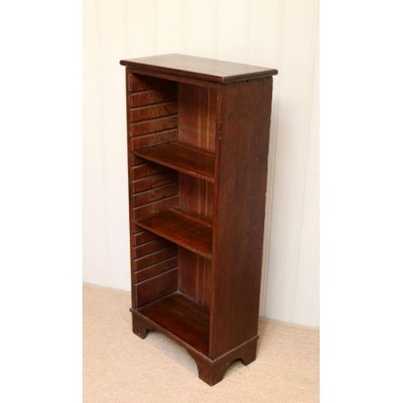 Rustikaler Bücherschrank aus Eiche 