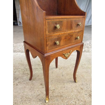 Antiker Bücherschrank aus Mahagoni Massivholz