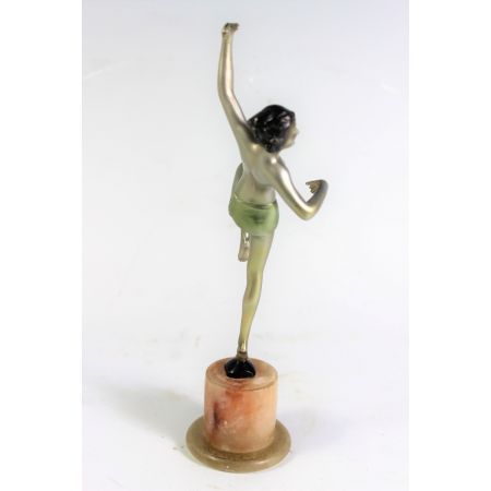 Österreichische Art Deco Tänzerin um 1930