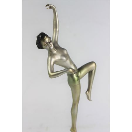 Österreichische Art Deco Tänzerin um 1930