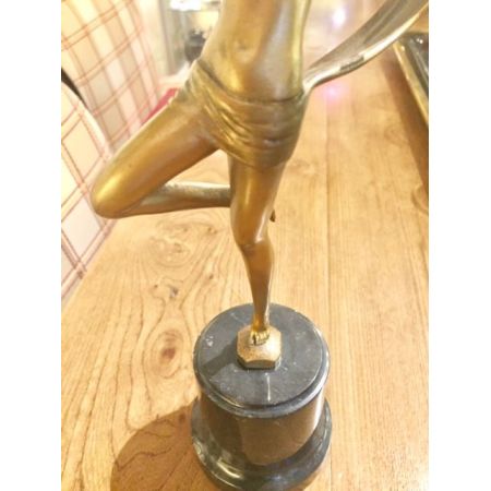 Art Deco Tänzerin um 1930