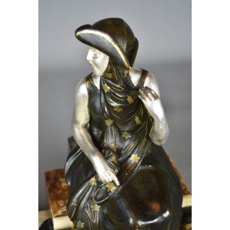 Französische Art Deco Skulptur