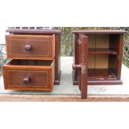 Paar Mahagoni Schränke Bedside CB  Nachschränke 