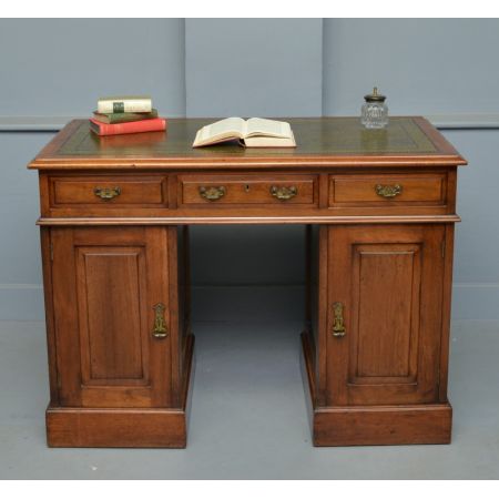 Viktorianischer Schreibtisch Massivholz mit Mahagoni Antik