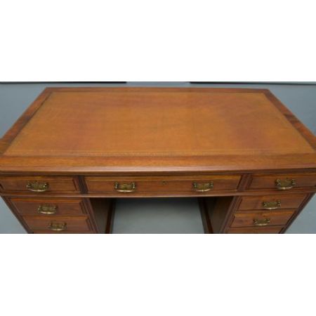  Sockel Schreibtisch, viktorianische Epoche,  Nussbaumholz