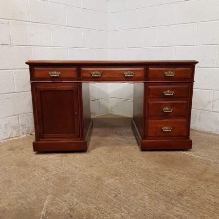 Antiker Mahagoni Schreibtisch, ca. 1890, spät viktorianisch