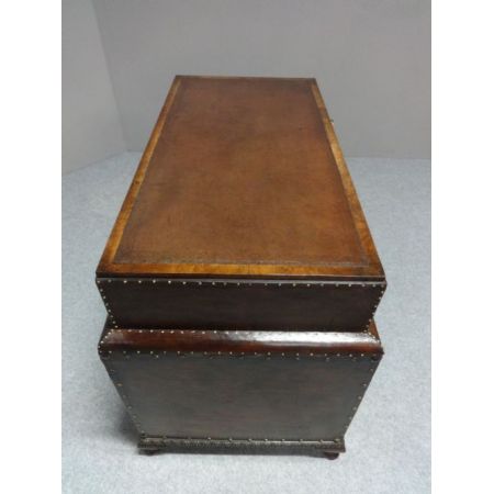 Art-Deco Schreibtisch, Leder ,Nussbaum