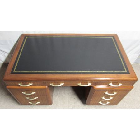 Art Deco Nussbaum Schreibtisch / Pedestal Table 