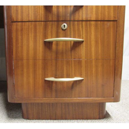 Art Deco Nussbaum Schreibtisch / Pedestal Table 