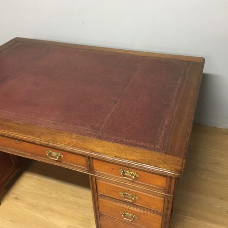 antiker Partnerschreibtisch, aus Walnussholz ,19. Jahrhunderts 