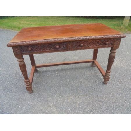 Geschnitzter Schreibtisch, Eichenholz mit zwei Schubladen,19. Jahrhundert