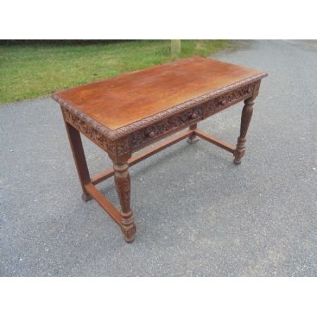 Geschnitzter Schreibtisch, Eichenholz mit zwei Schubladen,19. Jahrhundert