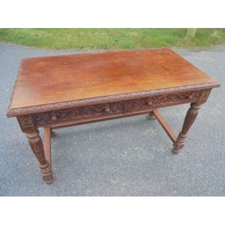 Geschnitzter Schreibtisch, Eichenholz mit zwei Schubladen,19. Jahrhundert