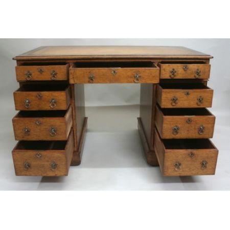 Schreibtisch aus Eichenholz aus dem 19. Jahrhundert