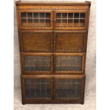 Globe Wernicke verglaster Bücherschrank Eiche Massivholzschrank 19. Jahrhundert