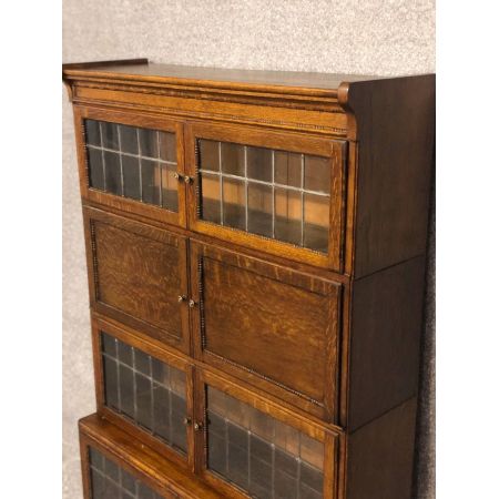 Globe Wernicke verglaster Bücherschrank Eiche Massivholzschrank 19. Jahrhundert