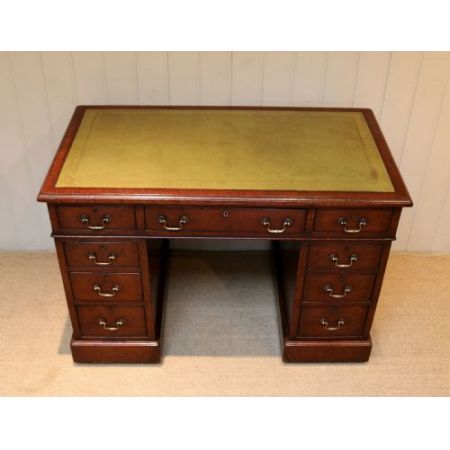 Antiker viktorianischer Pedestal Schreibtisch Pedestal Desk aus Eiche ca 1880