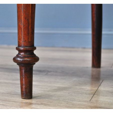 Paar antiker edwardianischer Schlafzimmerstühle Bedroom Chairs aus Nussbaum ca 1900