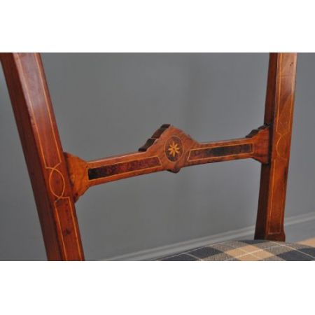 Paar antiker edwardianischer Schlafzimmerstühle Bedroom Chairs aus Nussbaum ca 1900