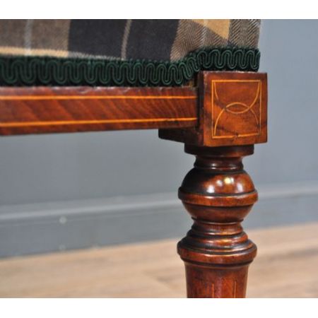 Paar antiker edwardianischer Schlafzimmerstühle Bedroom Chairs aus Nussbaum ca 1900