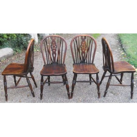 Satz von sechs antiken Wheelback Küchenstühlen