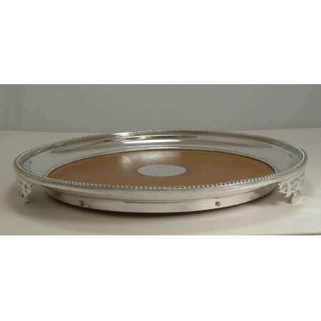 Antike englische kreisförmige Silberplatte mit Eiche Serviertablett 
