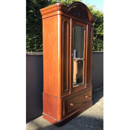 Victorian Mahagoni  Kleiderschrank