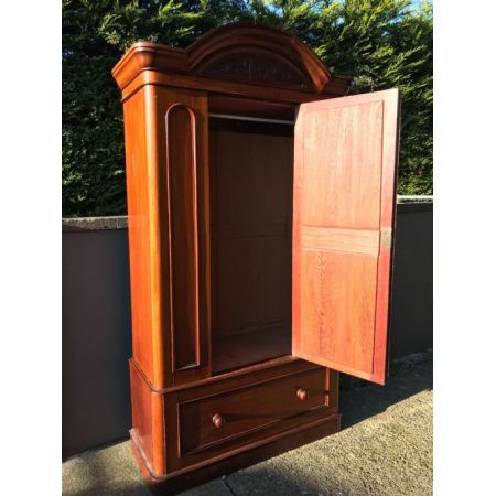 Victorian Mahagoni  Kleiderschrank