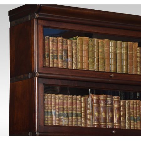 Antiker britischer Globe Wernicke 2 Türmen Bücherschrank Mahagoni viktorianisch ca 1900