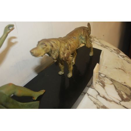 Antike Skulptur, Statue mit Marmorsockel