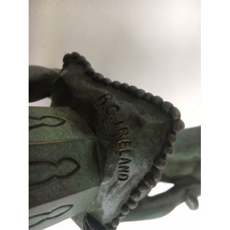 Antike Bronzeskulptur von Raymond Charles Irland 1910 