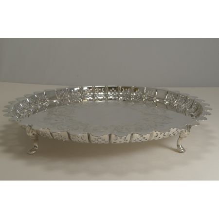 Englisches antikes versilbertes Tablett Silver Plated Tray viktorianisch von 1855