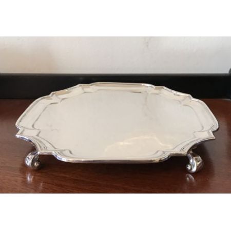 Antikes englisches Silber Tablett Silver Card Tray von Goldsmiths & Silversmiths im Georg II Stil edwardianisch ca 1900