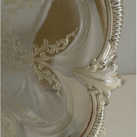 Antikes englisches versilbertes Tablett / Silver Plated Tray viktorianisch ca 1860