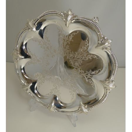 Antikes englisches versilbertes Tablett / Silver Plated Tray viktorianisch ca 1860