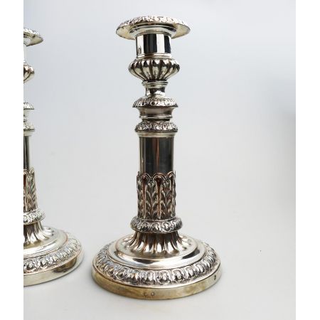 Antikes englisches Paar versilberter Kerzenleuchter / Silver Plated Candlesticks, ca 1800