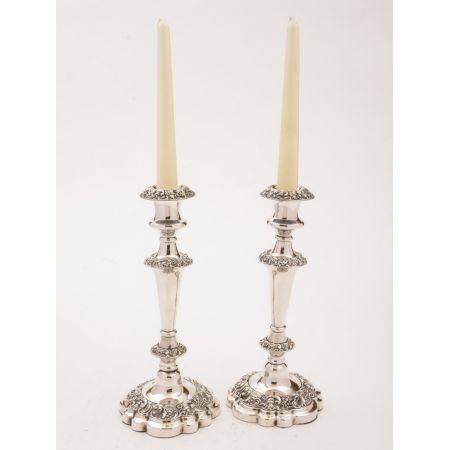 Antikes Paar versilberter Kerzenleuchter / Silver Plated Candlesticks, ca 1920