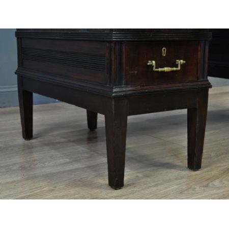 Antiker edwardianischer Schreibtisch aus Mahagoni, klein, ca 1900