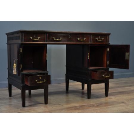 Antiker edwardianischer Schreibtisch aus Mahagoni, klein, ca 1900