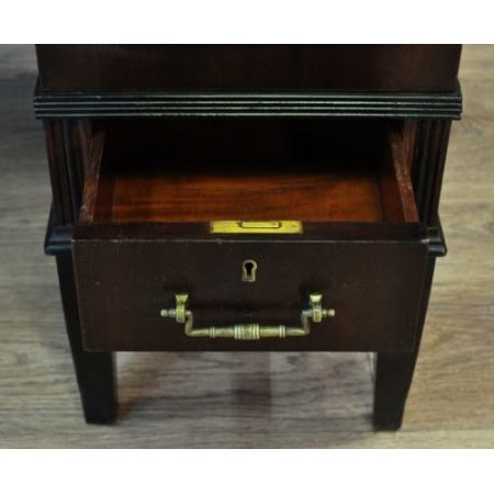 Antiker edwardianischer Schreibtisch aus Mahagoni, klein, ca 1900