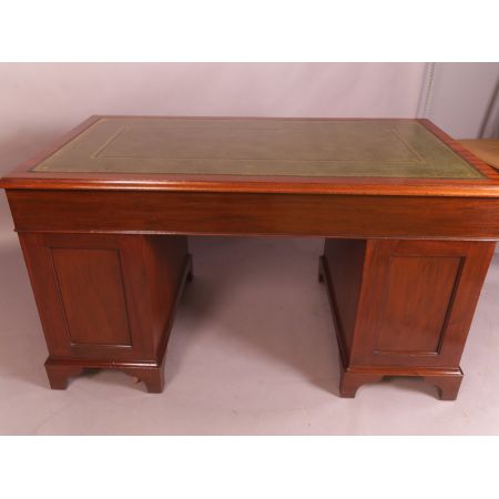 Antiker Pedestal Desk / Schreibtisch aus Mahagoni, ca 1895